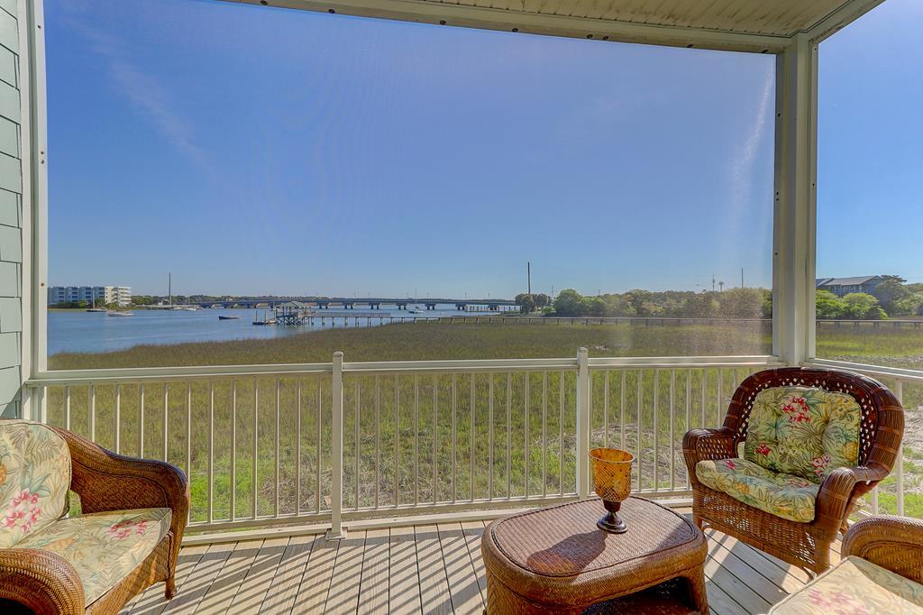 120 Waters Edge - River Rest