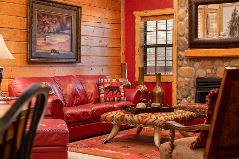 Welcoming Walk-in Cabin with Fireplace Photo