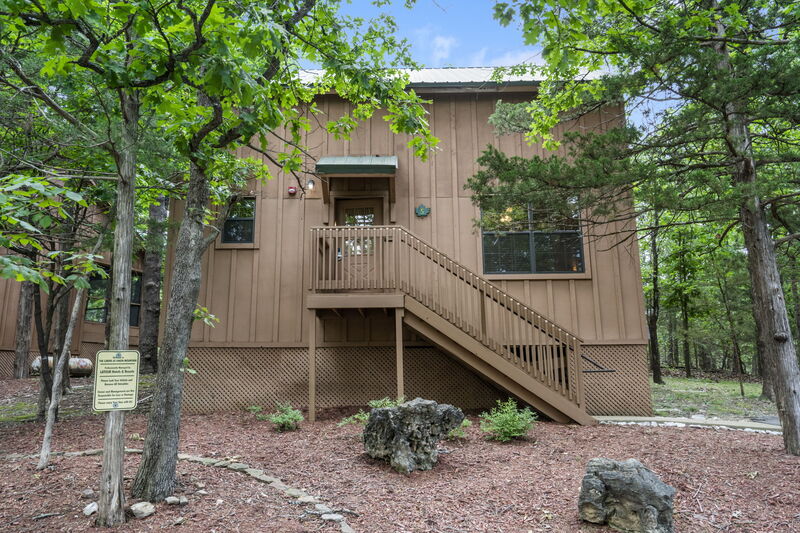2BR Dog Friendly Cabin | Pools + Family Comfort Photo