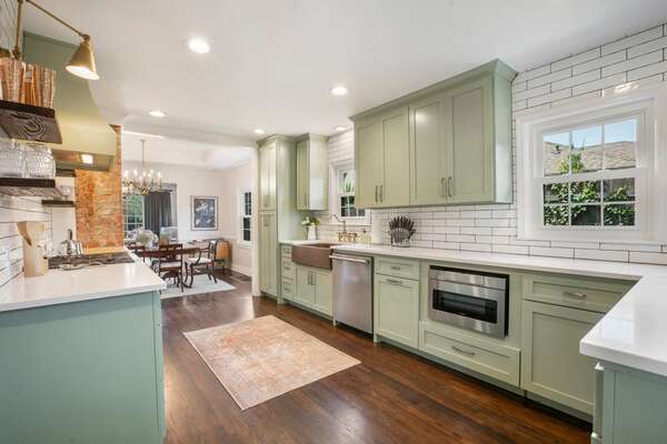 {[property.location_name]}