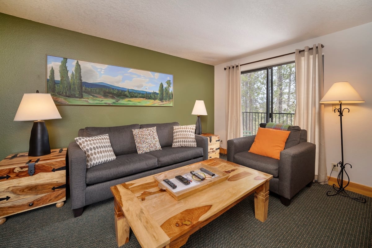 Beaver Village Unit #1824