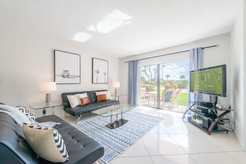 Canaveral Towers 106