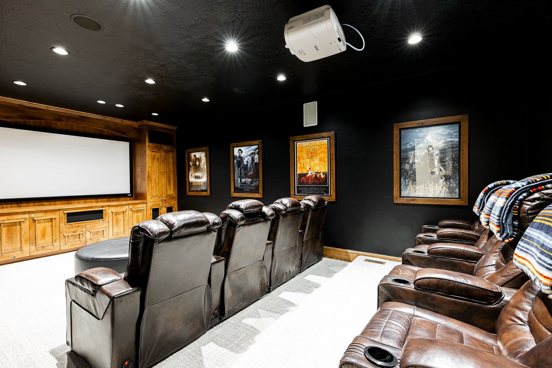 Theater Room with 8 Recliner Chairs, 80