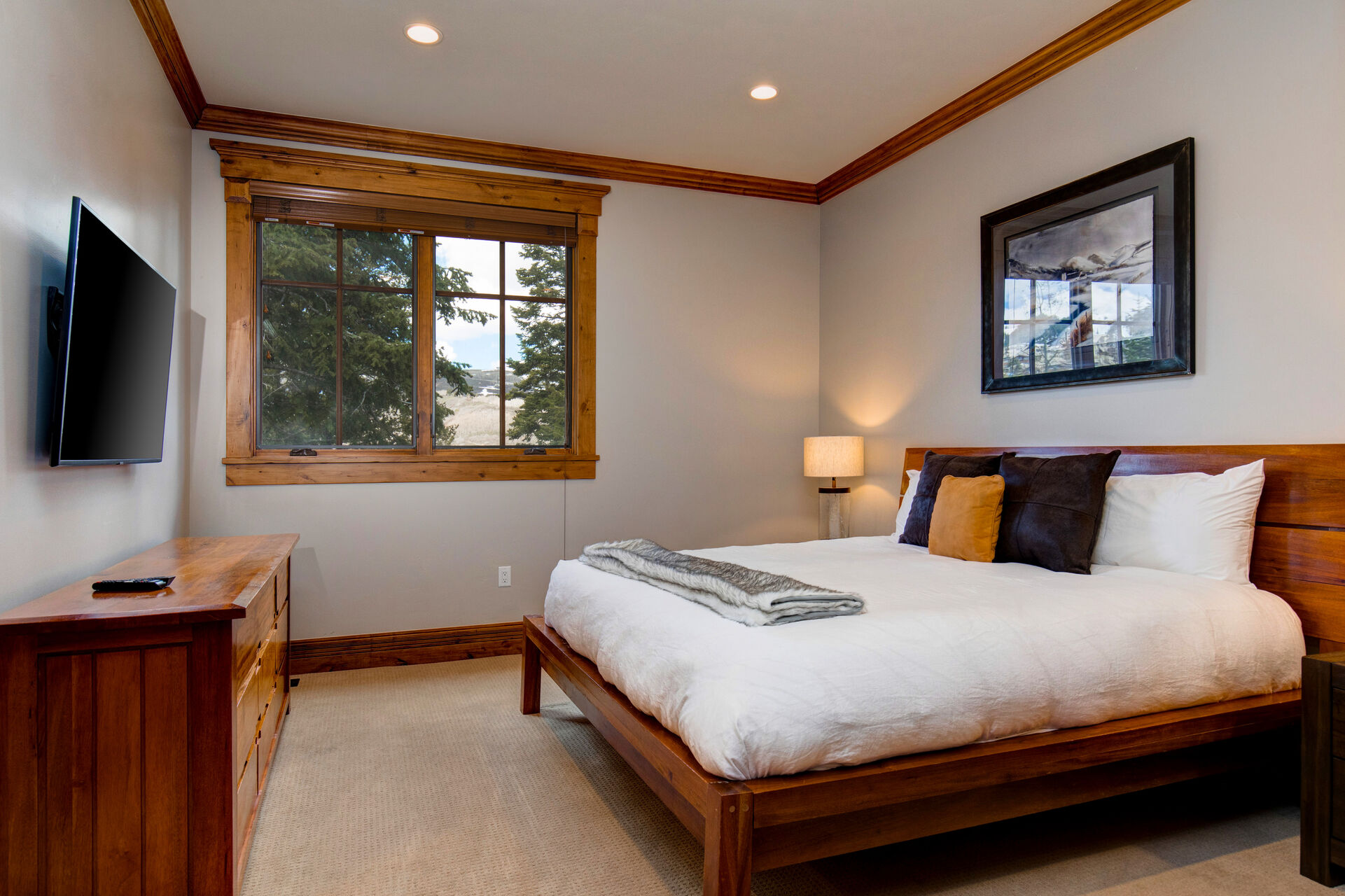 Master Bedroom 4 with King Bed, TV and Private Bath