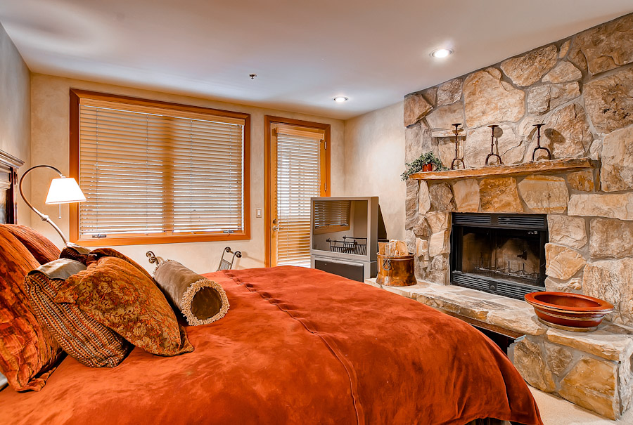 Fireplace in master bedroom in Mont Cervin 103 - Deer Valley