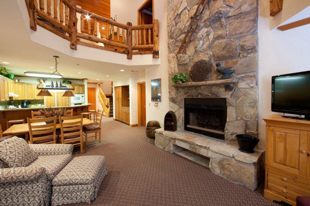 Living room in Mont Cervin 303 - Deer Valley
