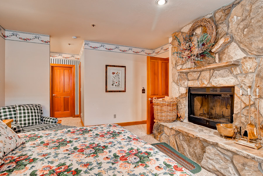 Fireplace in master bedroom in Mont Cervin 306 - Deer Valley