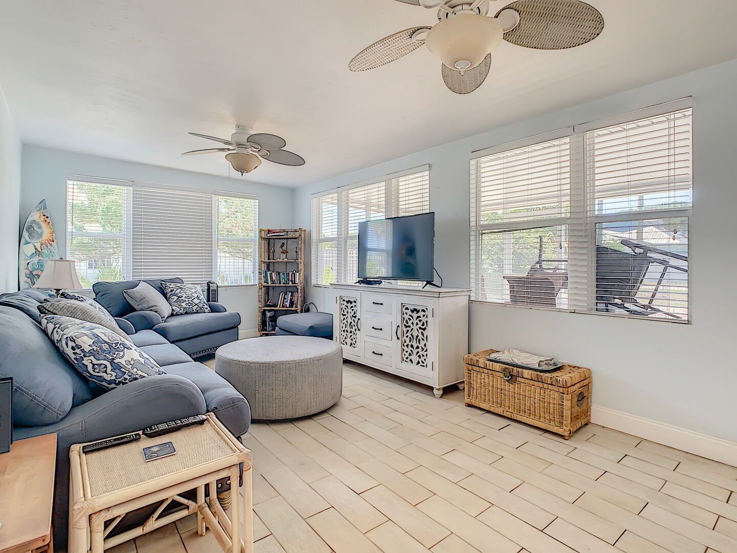 Spacious Living Room with Flat Screen TV at 819 25th - Charming Beachside Home