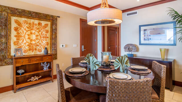 Dining Area with Luxury Furnishings in our Villa for Rent in Oahu Honolulu