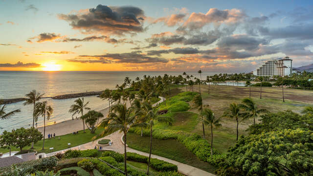 Wow! Amazing view from the lanai of this Ko Olina beach villa in Hawaii!