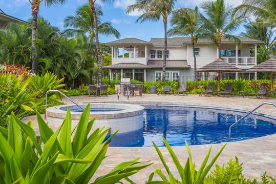 Small Pool at Coconut Plantation, Outside of our Townhome For Rent Oahu.