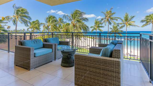Newly Furnished Lanai with Direct Ocean Frontage