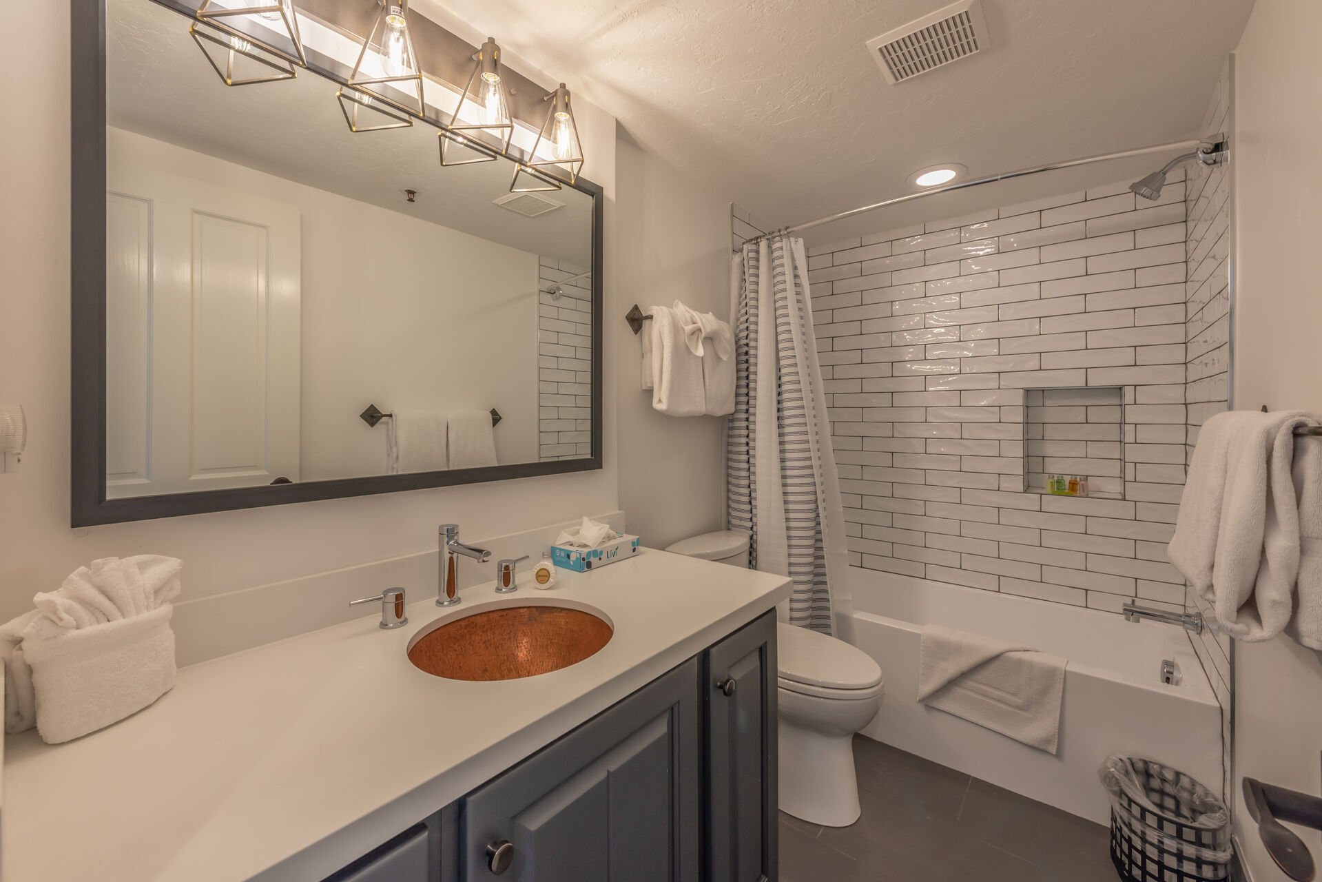 Fully Appointed Bathroom 3 with Tub/Shower Combo