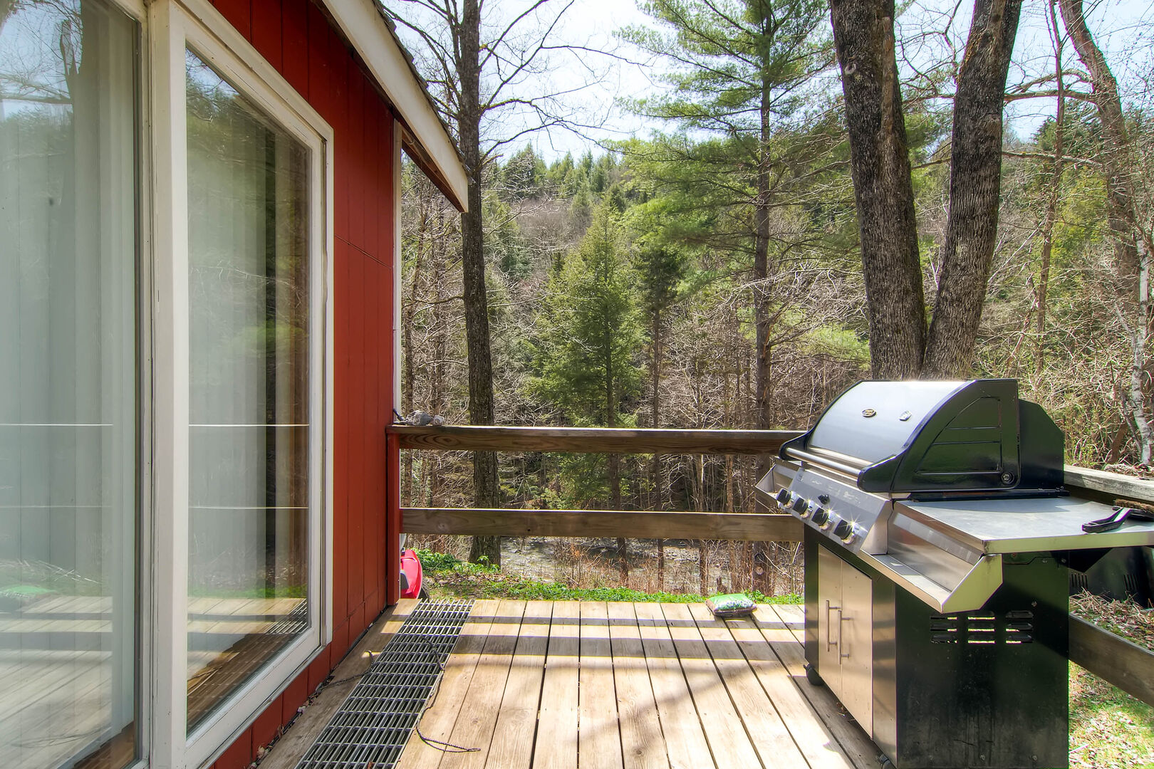 Outside deck with gas grill