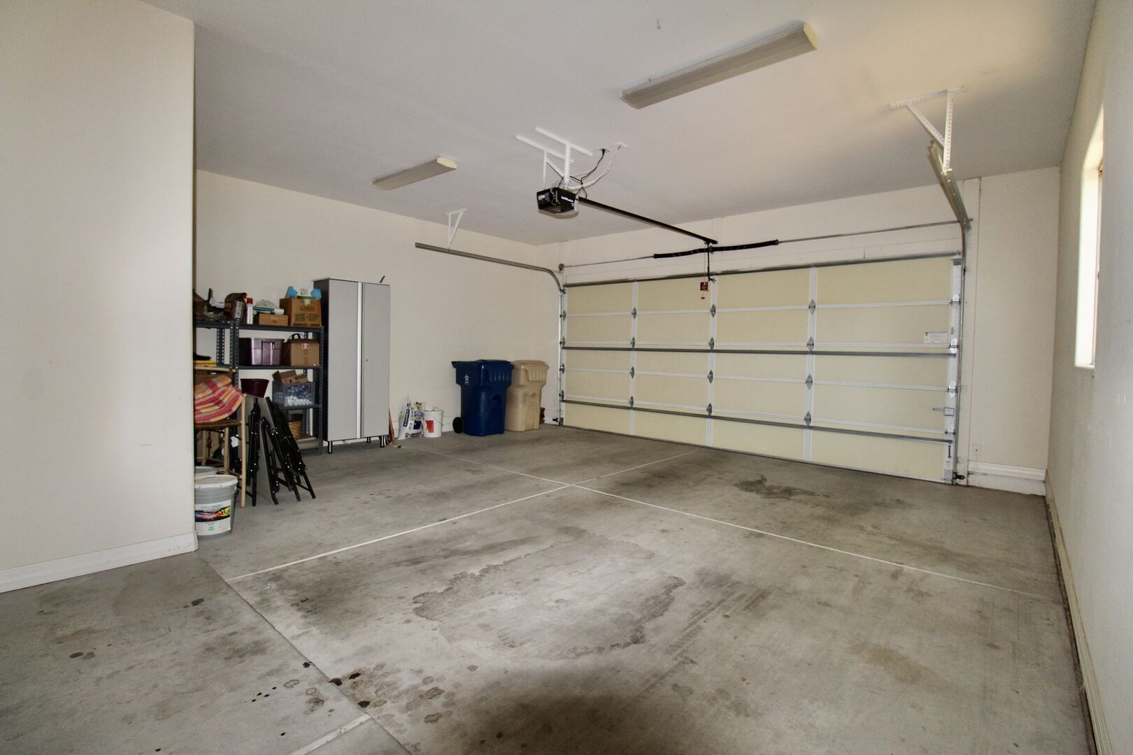 2 Car Garage for Guest use