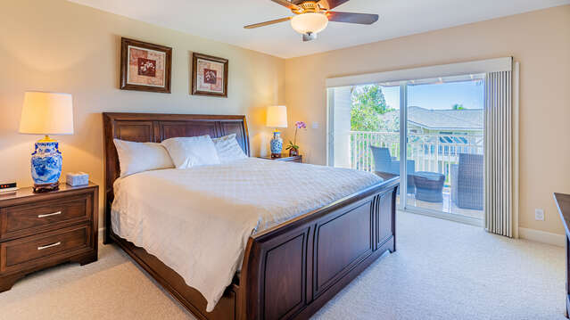 Large Master Bedroom with Access to a Private Lanai