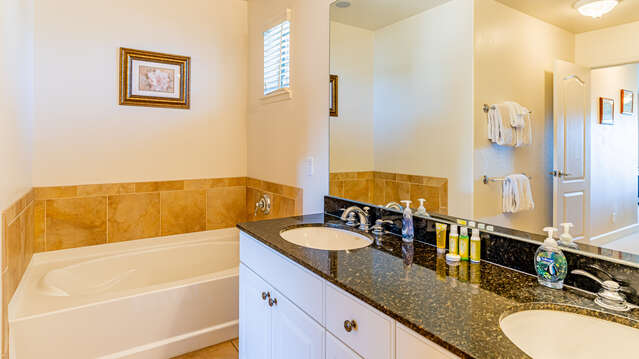 Dual Sinks in the Master Bath