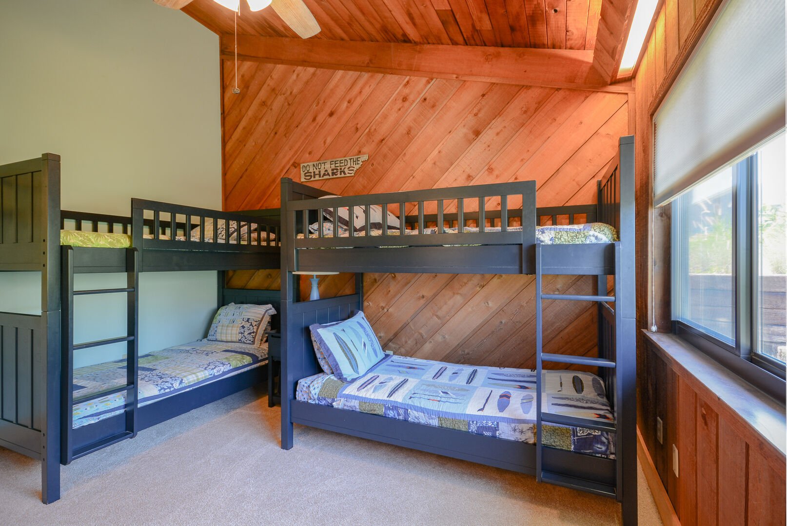 3rd bedroom with 2 sets of bunk beds, 4 beds total.