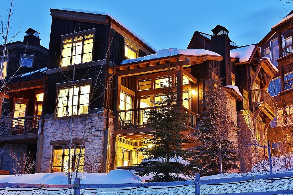 Exterior view of Silver Star Ultimate luxury townhouse style vacation rental