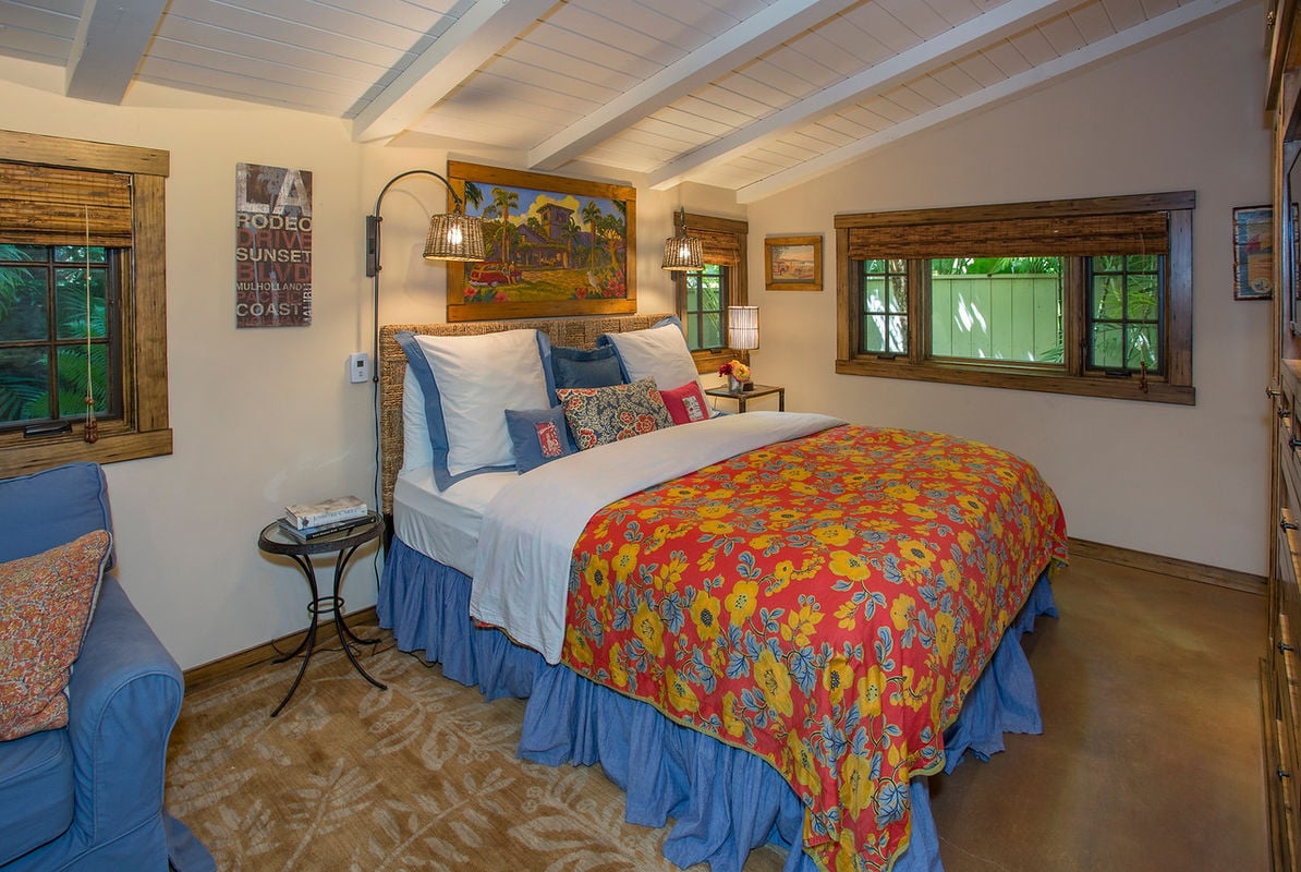 Studio Cottage with king-size bed