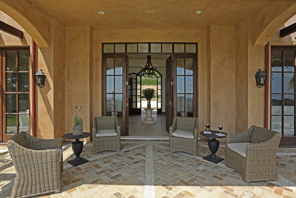 Pass through entry to this patio