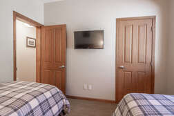 Bedroom 3 - Two Twin Beds, Flatscreen TV