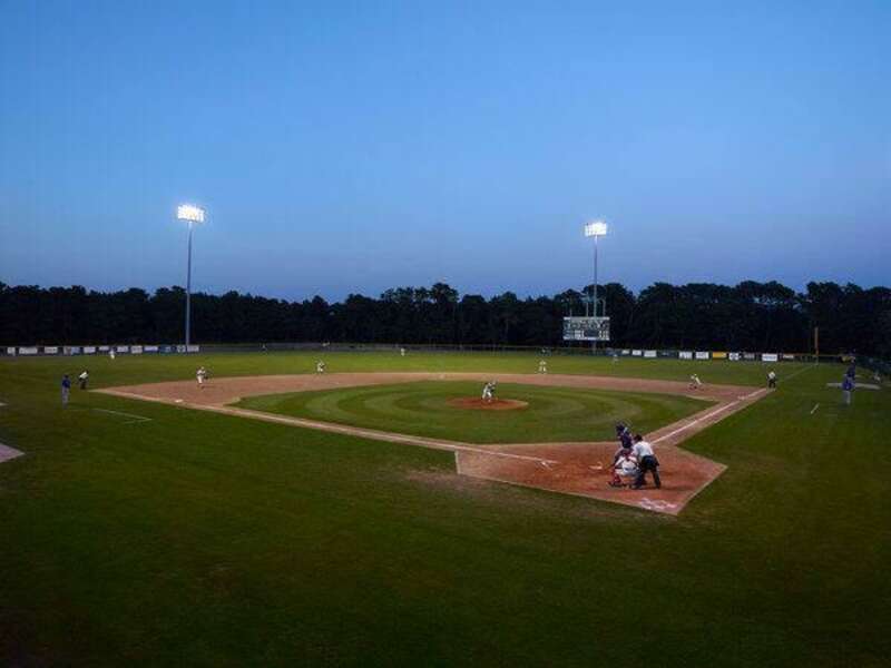 Enjoy the Harwich Mariners and the Cape Cod Baseball League- Harwich Cape Cod New England Vacation Rentals