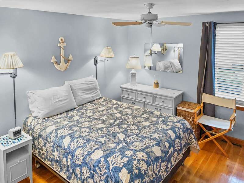 Primary Bedroom #1 with Queen Bed - 11 Cranwood Road Harwich Cape Cod New England Vacation Rentals-#BookNEVRDirectAoibhneas