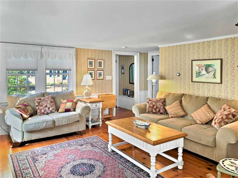 Hardwood floors in living area - 13 Lincoln Village - Harwich Port -Cape Cod -New England Vacation Rentals