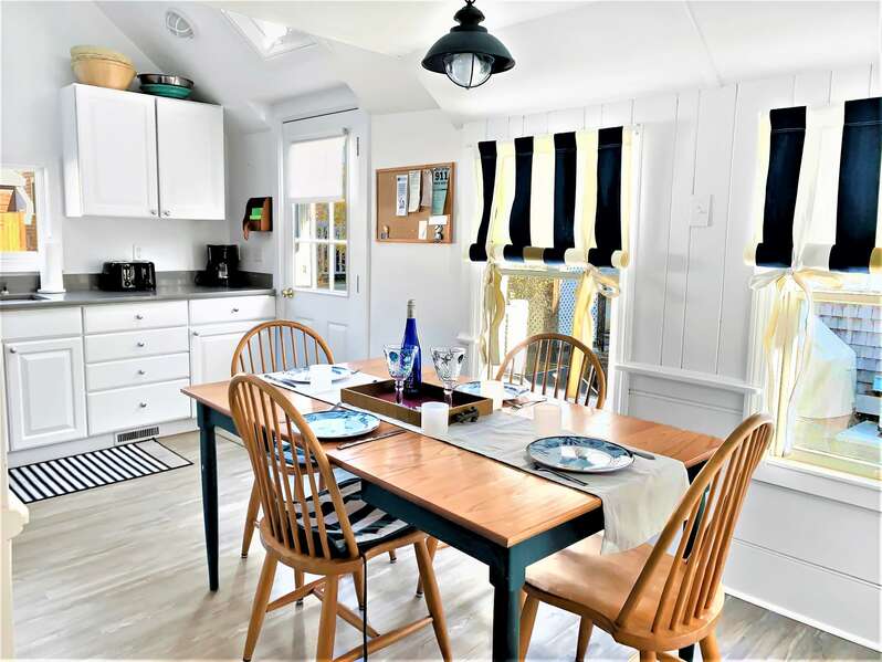 Eat-in kitchen - 17 Ocean Avenue Harwich Port Cape Cod New England Vacation Rentals