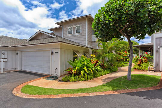 The exterior of this condo for rent in Ko Olina Hawaii.