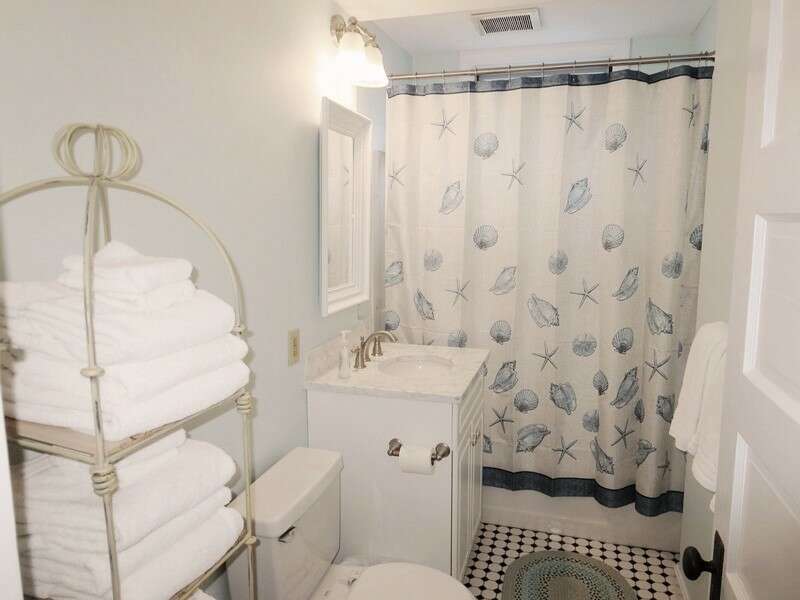 2nd floor bath with tub and shower -   388 Main St-Chatham Cape Cod New England Vacation Rentals  