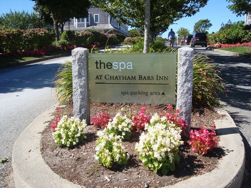 1.5 mile to the Chatham Spa- Open to the public-make an appointment and enjoy the hot tub and pool at the spa! Chatham Cape Cod New England Vacation Rentals