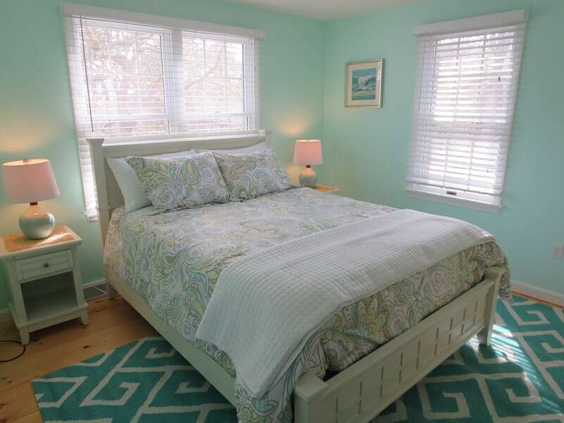 Master on 1st floor with Queen bed and full en suite bath - 93 Pine Ridge Road Chatham Cape Cod New England Vacation Rentals