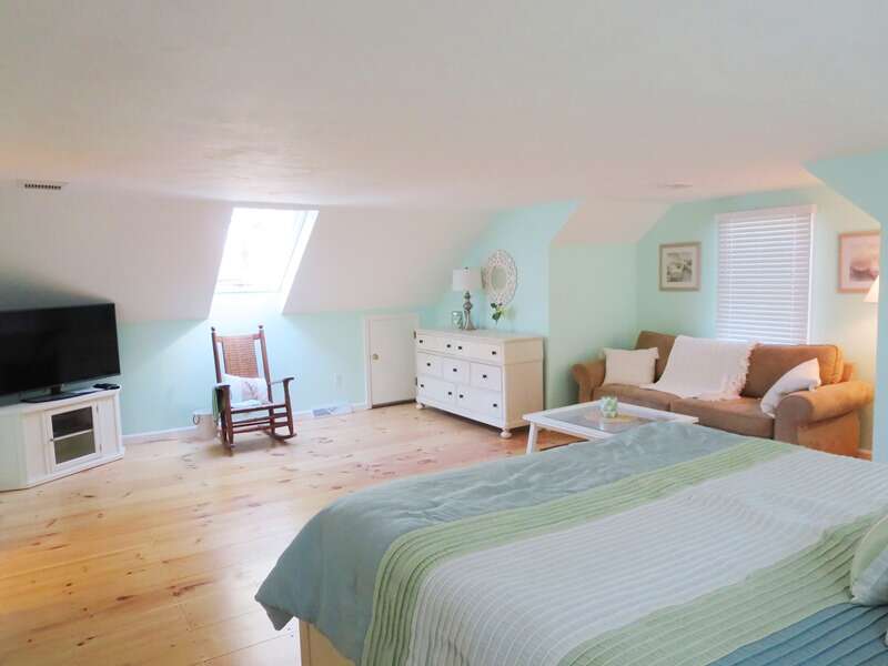 Flat screen TV in bedroom - 93 Pine Ridge Road Chatham Cape Cod New England Vacation Rentals