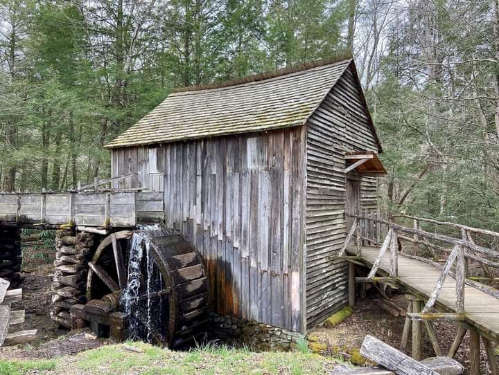 Grist Mill in Cades Cove in the middle of The Great Smoky Mountain national park