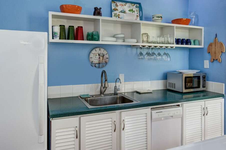 Kitchen is fully stocked for dining at home or packing lunch for the beach