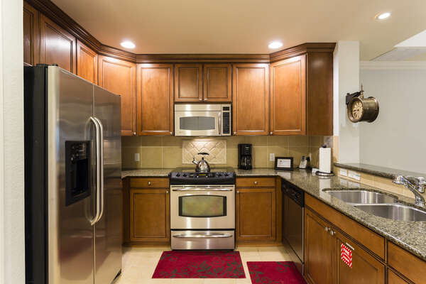 Fully equipped kitchen with upgraded appliances