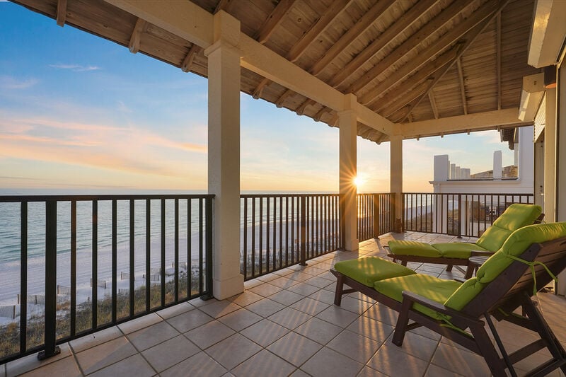 Le Bon Vivant - Gulf Front Luxurious Vacation Rental House  - Five Star Properties