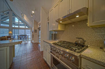 Stainless Steel Oven in Smith Mountain Lake  Rental.