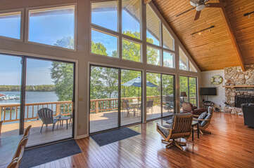 Living Area with Floor-to-Ceiling Windows and view of Lake