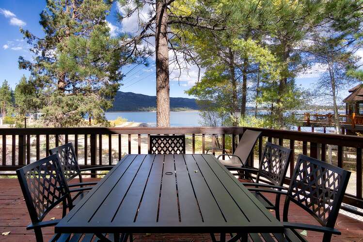 Enjoy dining al fresco from the lakeview patio which offers a wrapped sun deck overlooking the shoreline.