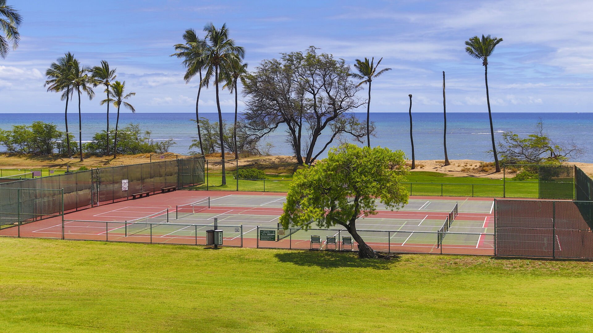 D306 view of Tennis Court and Ocean from Lanai