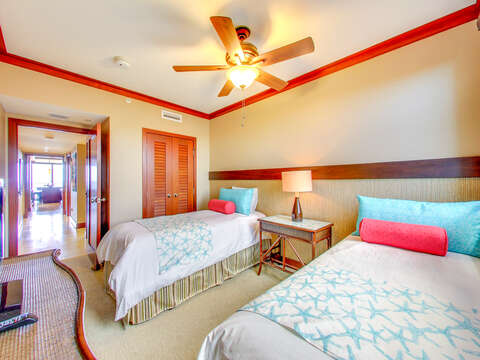 Third Bedroom with Twin Beds that can be Converted to a King in our Ko Olina Villa