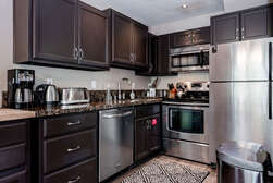 Fully Equipped Kitchen - Stainless Steel Appliances