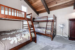 Loft- Two bunk beds- Twin above Queen