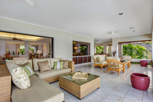 Large Covered Lanai with Plenty of Seating