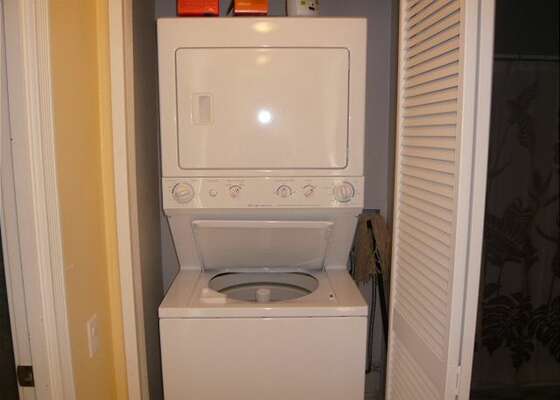 In Unit Full sized washer/dryer