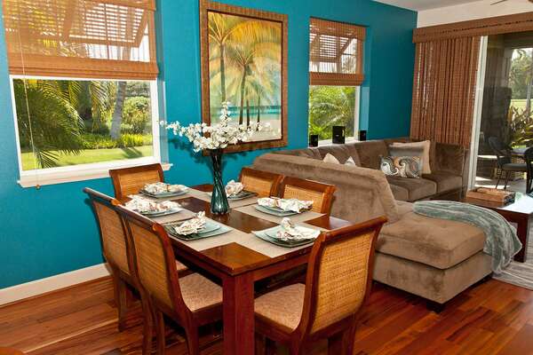 Dining Area of this Waikoloa Hawaii vacation rental with seating for 6.