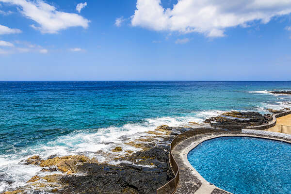 Ocean front salt water pool with Gorgeous Views